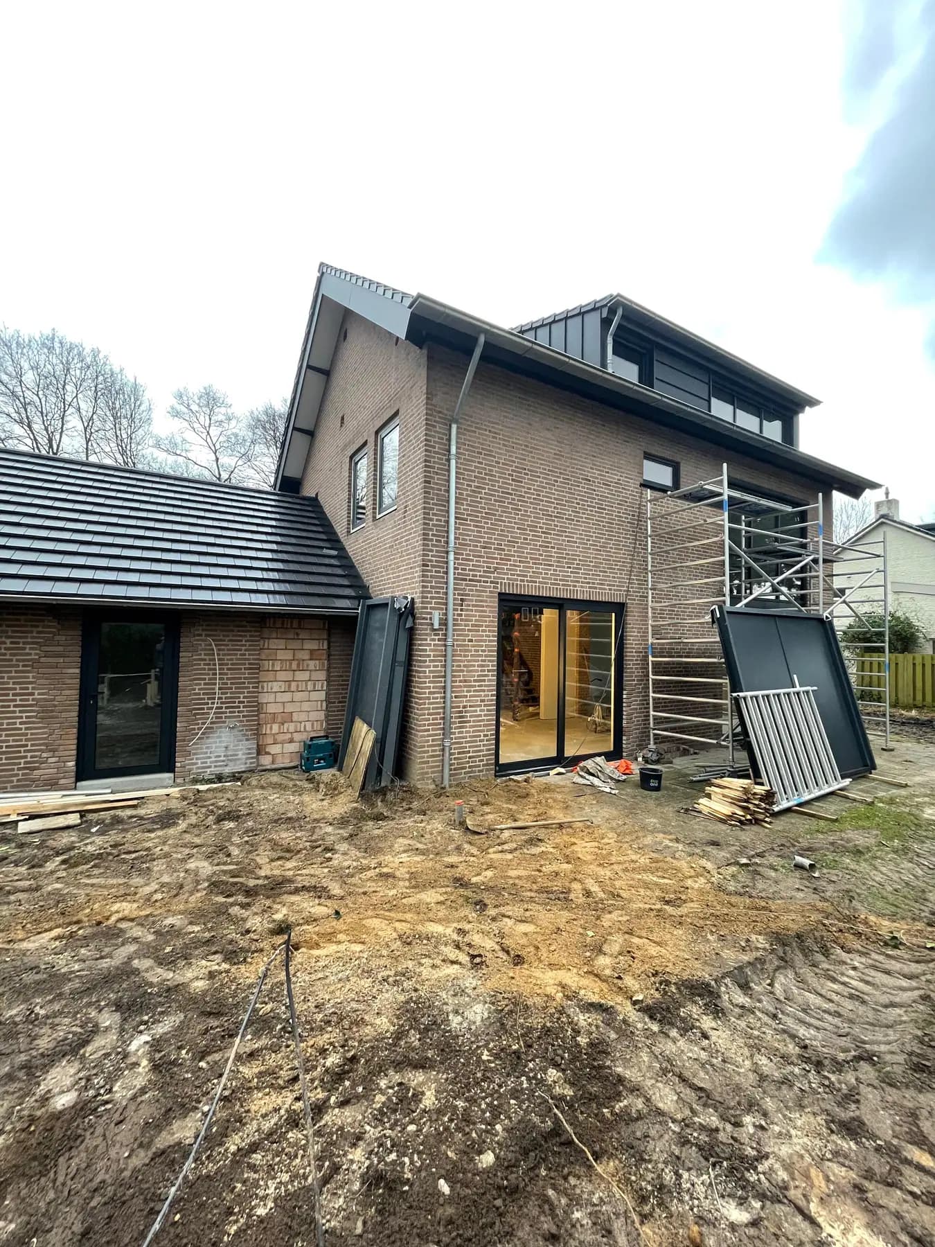 Tijdens de uitvoering 4, woonhuis met tuinkamer