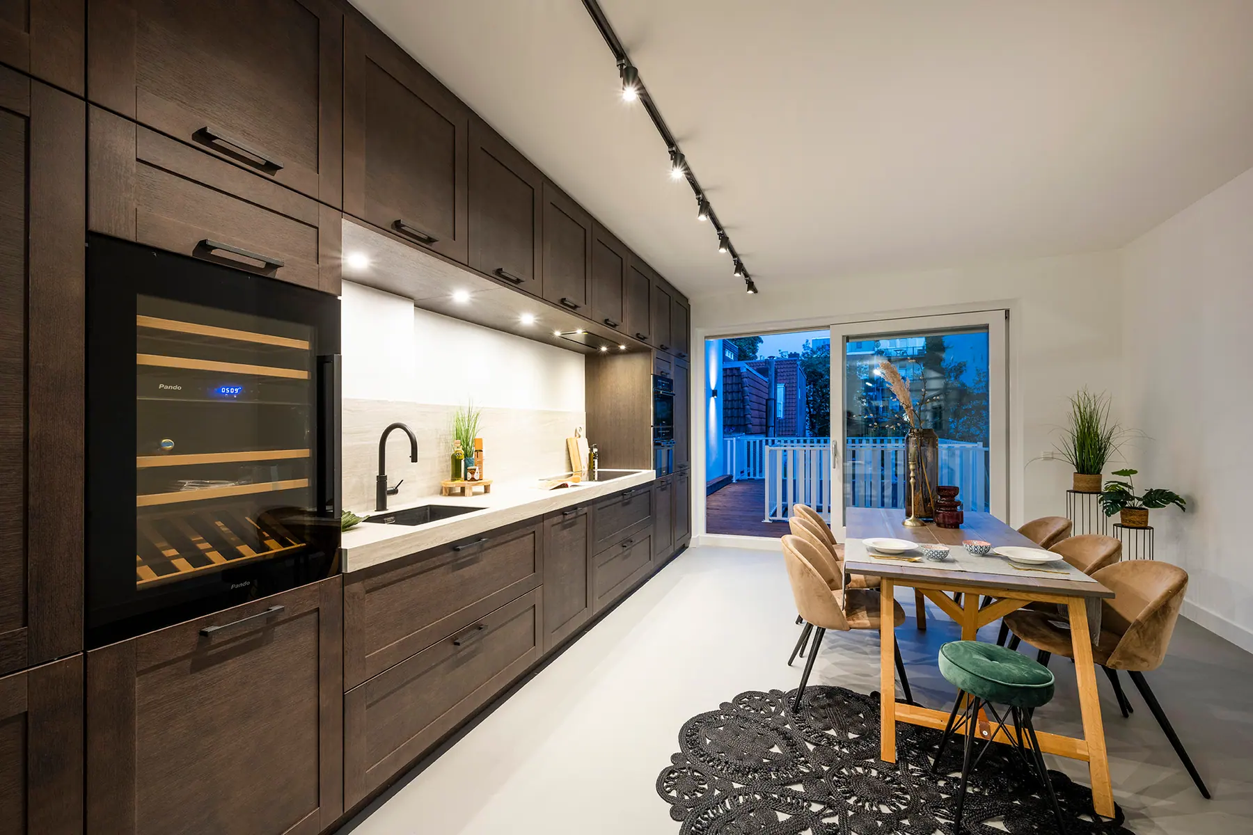 Situatie voor de verbouwing 5, restyling, kleur en behang